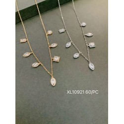 NECKLACE 21